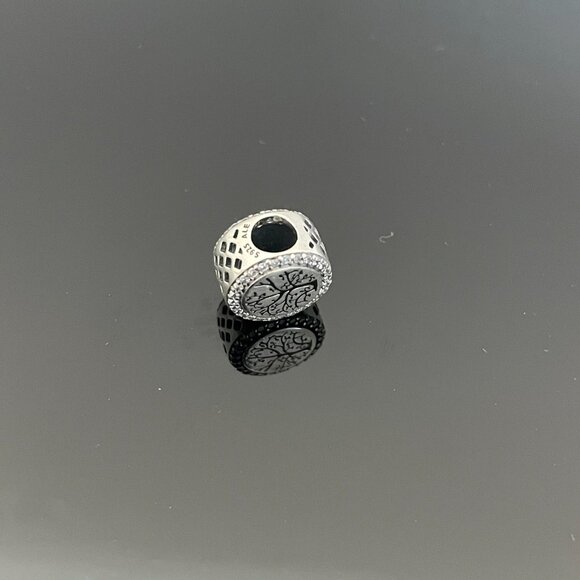 Pandora Grandma CZ Charm - Picture 2 of 5
